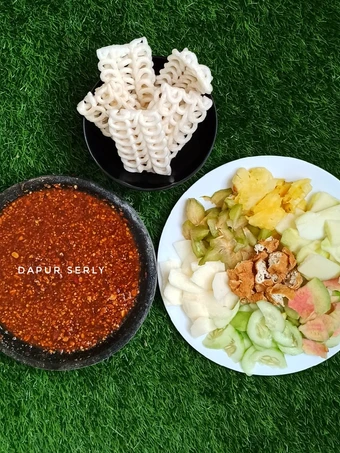Langkah Mudah untuk Membuat Resep 1. BUMBU RUJAK MANIS SIMPEL yang  Bikin Ketagihan Anti Ribet, Sempurna