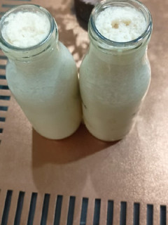 कोल्ड कॉफी(cold coffee recipe in hindi) रेसिपी मुख्य फोटो