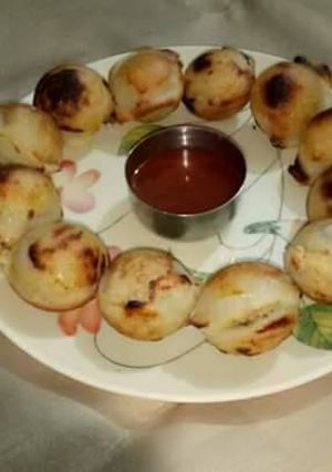 A picture of Veg stuff appam.