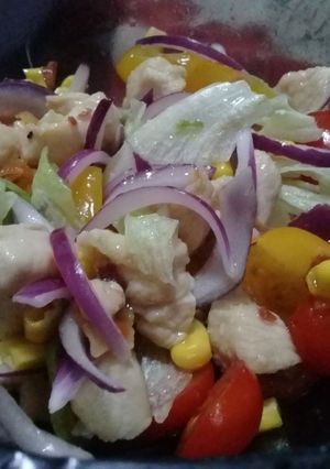 Una foto de Ensalada de pollo