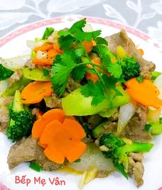 bò xào hành