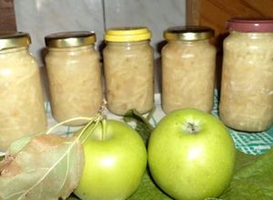 Tormás-almás finomság télire recept fotója