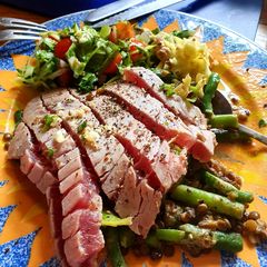 A picture of Paulos1's 32nd Anniversary Seared Tuna Salad.