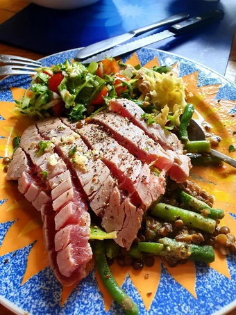 Simple Way Make Recipe Paulos1&#39;s 32nd Anniversary Seared Tuna Salad that is  Makes Drooling, So Delicious}