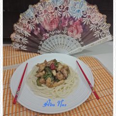 Chicken Chilli Dry With Noodles A picture of Chicken Chilli Dry With Noodles.