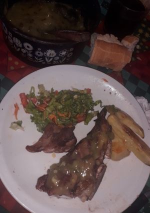 Una foto de Carne al horno con salsa agridulce