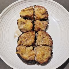 A picture of Stuffed Portobello Mushrooms.