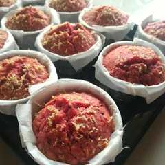 รูปของ Muffin buah naga