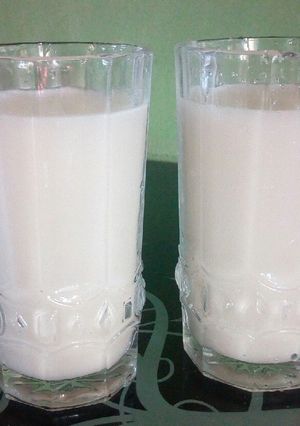 A picture of Creamy coconut milk.