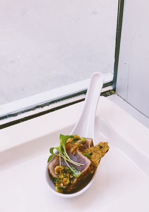 Hình của món Tuna tataki.