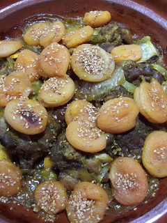 صورة لوصفة طجين لحم و المشمش 🥩😋