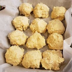 A picture of Cowboy Biscuits.