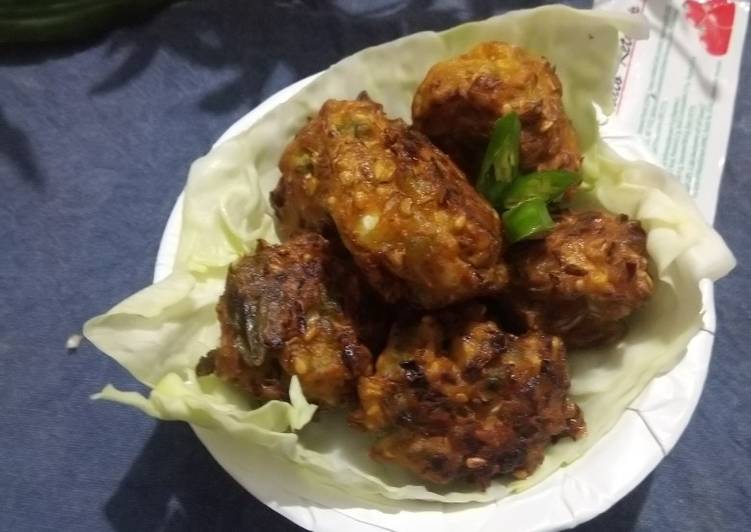 Recipe of Favorite Cabbage ke pakode