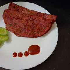 A picture of Beetroot lacha Paratha.