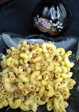 A picture of Desi mince pasta.