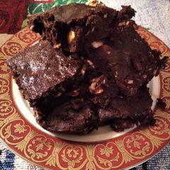 A picture of Almond-Walnut Fudge Brownies.