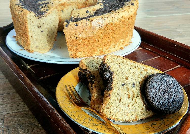 Cokelat oreo chiffon cake with loyang tulban