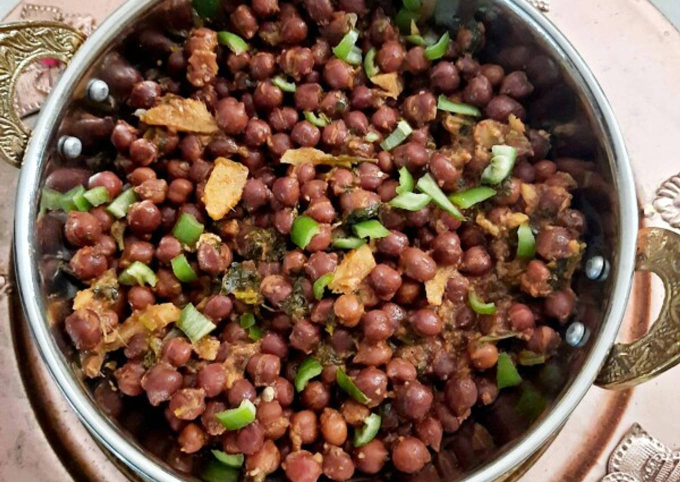 Masala Black checkpeas