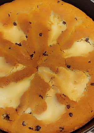 Une photo de Cake aux pépites de chocolat et chocolat blanc