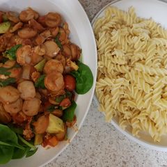 A picture of My Quick Smoked Sausage and Chicken Pasta. 😀.