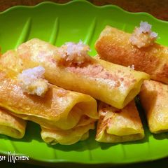 A picture of Plantain stuffed creeps / madakku appam.