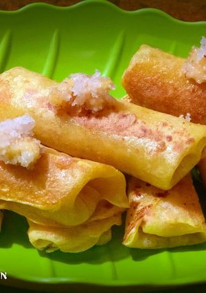 A picture of Plantain stuffed creeps / madakku appam.
