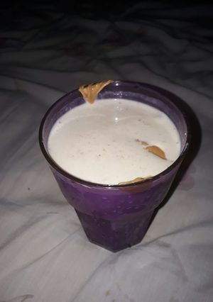 Una foto de Smoothie helado de banana y mantequilla de maní