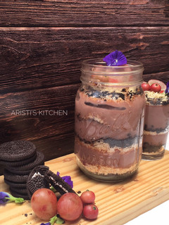 Foto resep Oreo and Biscuit Cheese Cake in a Jar