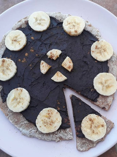 Una foto de Pizza de chocolate y plátano