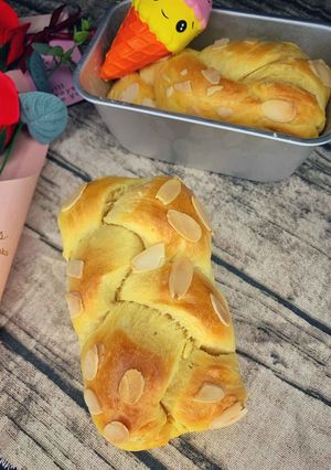 Hình của món Bánh mì hoa cúc.