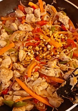 Φωτογραφία της συνταγής Stir-Fry κοτόπουλο με λαχανικά και μείγμα 5-Μπαχαρικών C&G