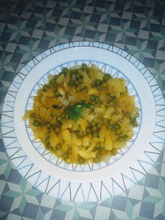 Una foto de Calabacines con guisantes