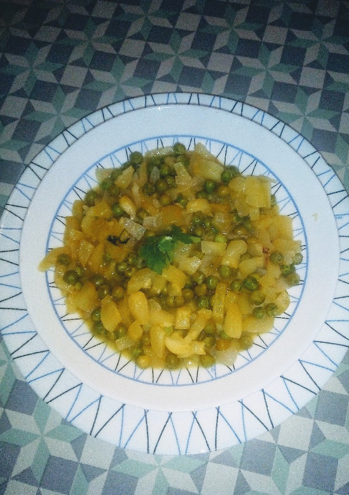 Una foto de Calabacines con guisantes