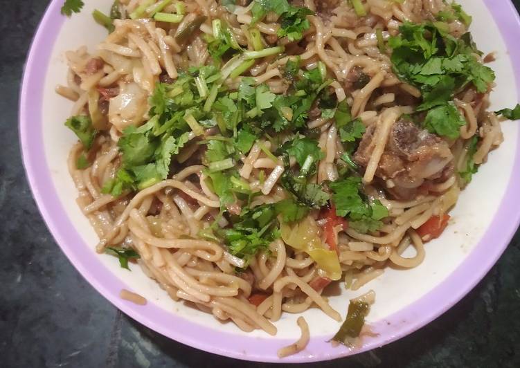 Burmese chicken noodles