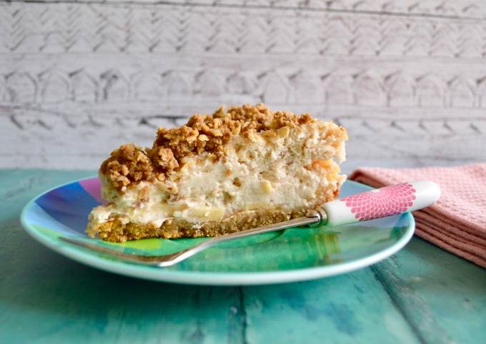 Simple Way to Make Homemade Apple Crumble Cheesecake