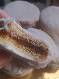 Una foto de Alfajores Havanna Blancos
