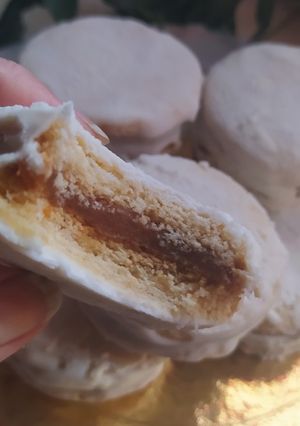 Una foto de Alfajores Havanna Blancos