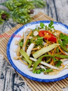 Hình của món Gỏi Rau Tiến Vua Chay.