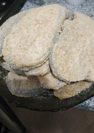Una foto de Milanesas de berenjena 🍆