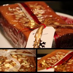 A picture of Caramel Fruit Cake.
