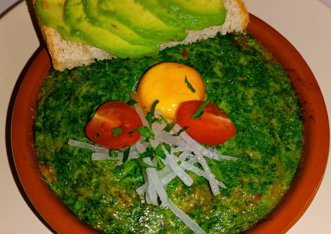 Шпинатний омлет з яловичиною🐂 та дайконом/Spinach omelet with beef and daikon