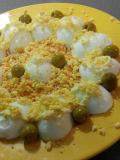 Una foto de Huevos rellenos