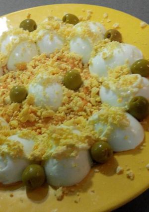 Una foto de Huevos rellenos