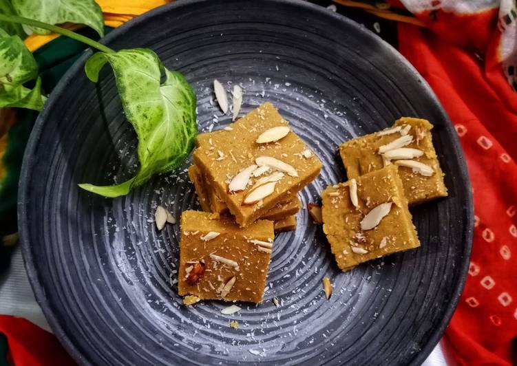 How to Make Super Quick Homemade Sukhdi/ Gur papdi