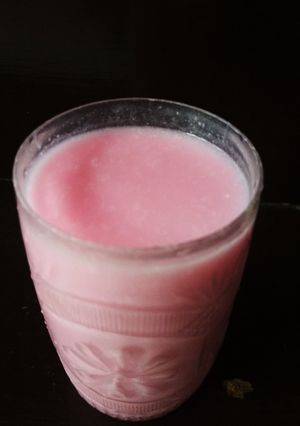A picture of Sweet lassi.