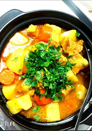 Hình của món Thịt ba chỉ nấu cà ri.