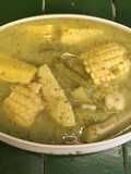 Mole de olla verde