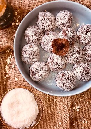 Une photo de Energy balls chocolat- coco au beurre de noix