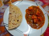 बाजरीच्या भाकरी (Bajrichi Bhakri Recipe In Marathi)