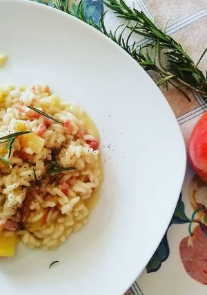A picture of Risotto with Fuji Apples, Crispy Bacon, and Rosemary.